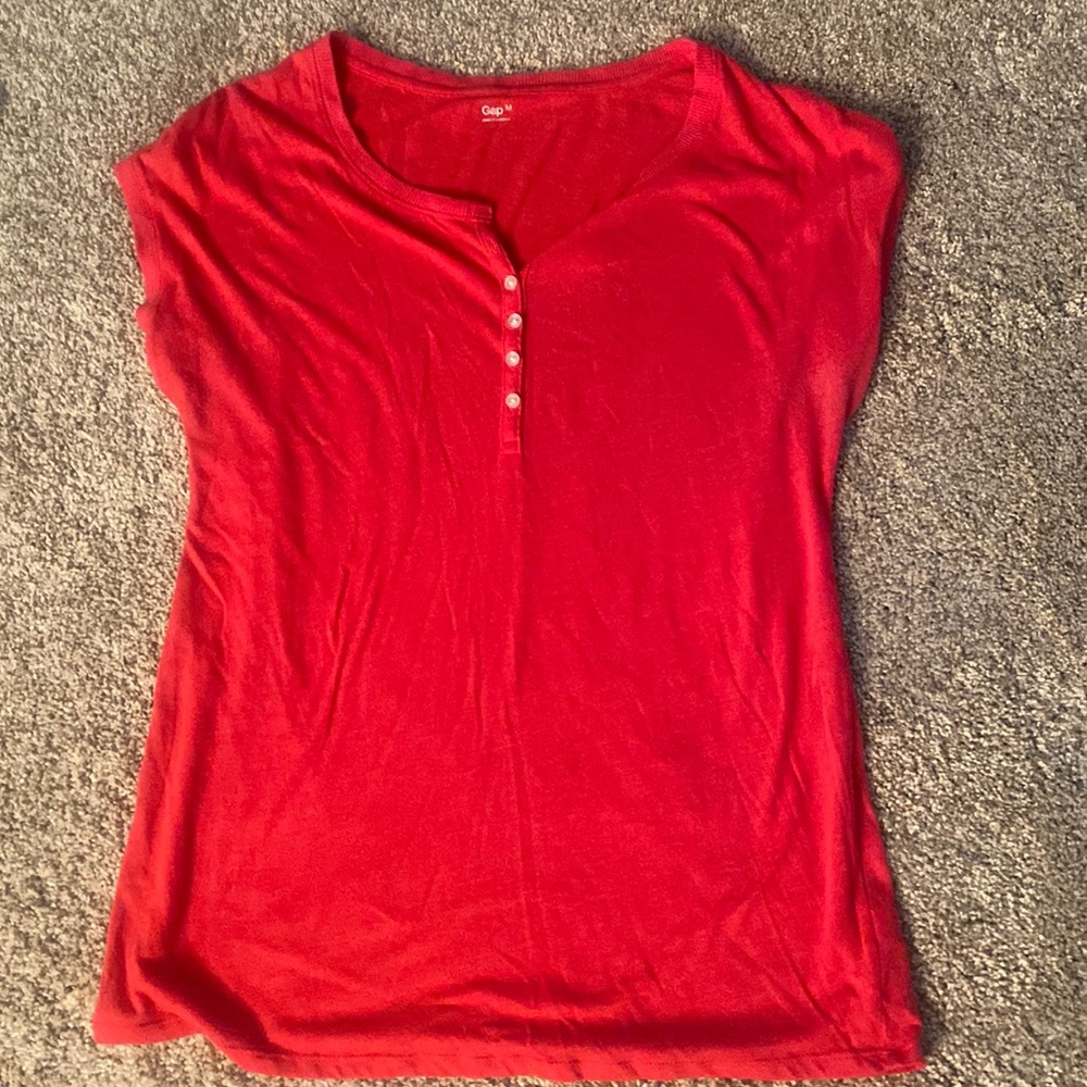 Gap pink short sleeve tee